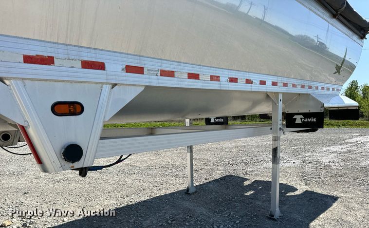 image for item DV1919 2005 Everlite end dump trailer
