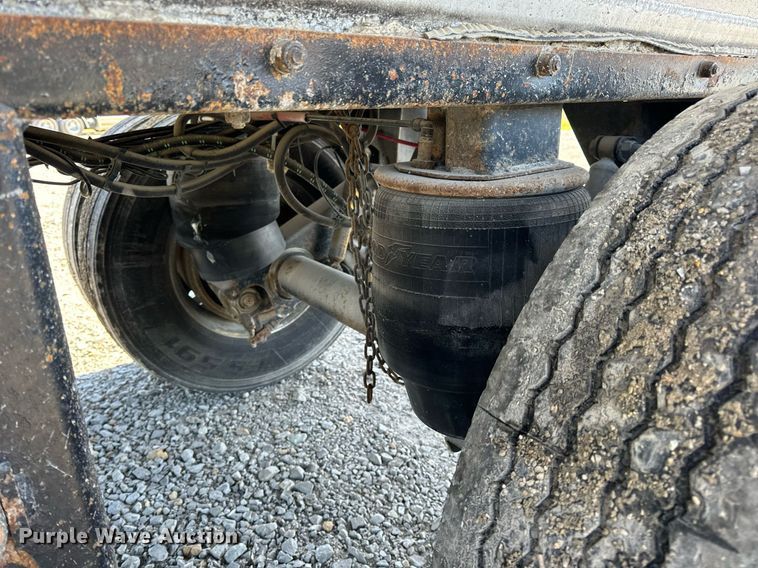 image for item DV1919 2005 Everlite end dump trailer