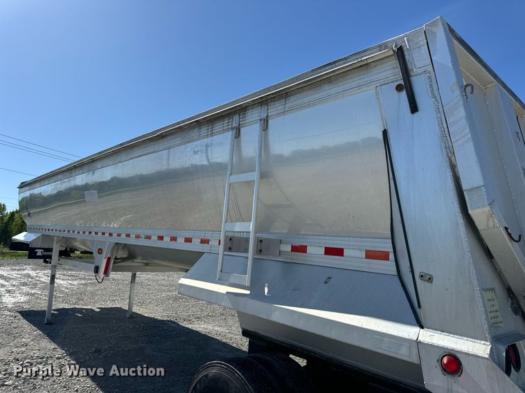 image for item DV1919 2005 Everlite end dump trailer