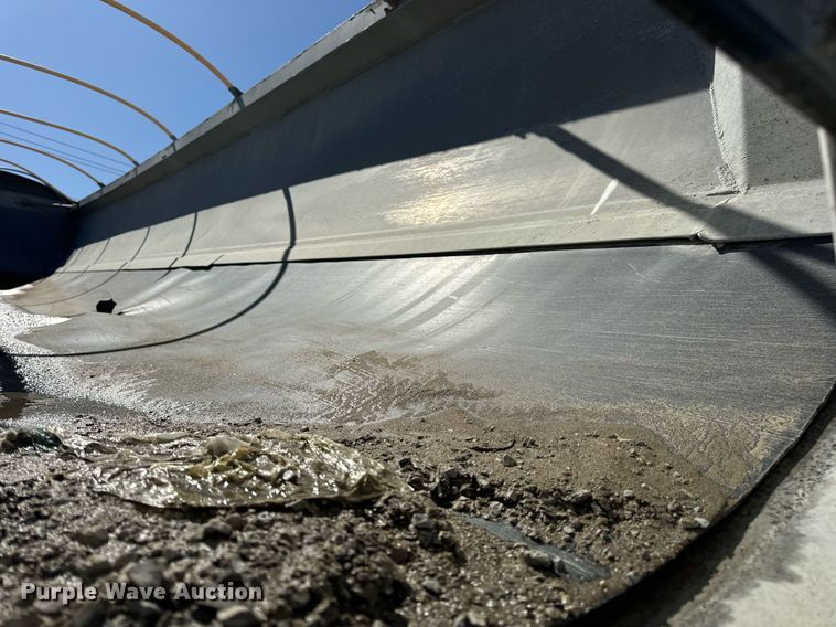 image for item DV1919 2005 Everlite end dump trailer