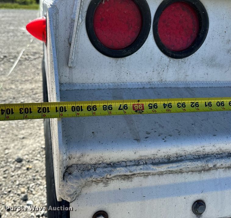 image for item DV1919 2005 Everlite end dump trailer