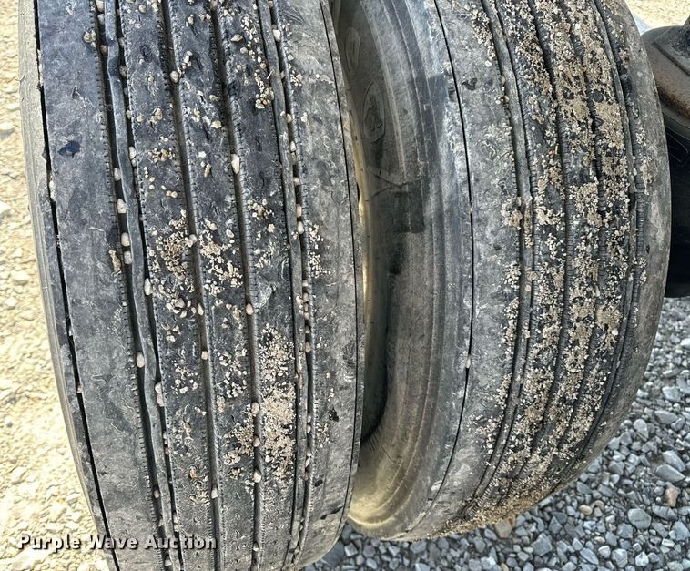 image for item DV1919 2005 Everlite end dump trailer