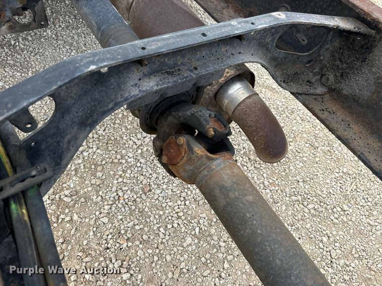 image for item DV1944 2006 International 4400 truck cab and chassis