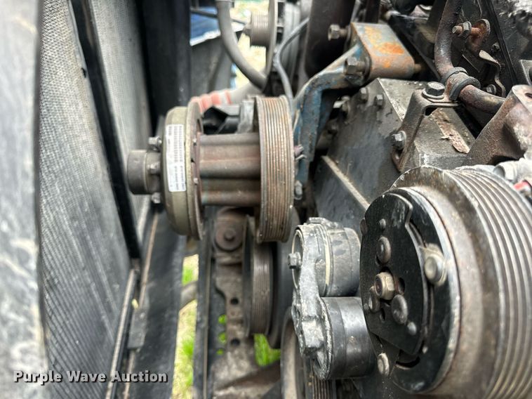 image for item DV1945 2006 International 8600 semi truck