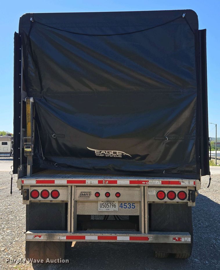 image for item DW1918 2015 East BST  flatbed trailer