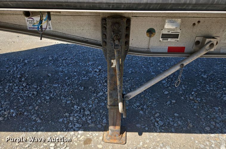 image for item DW1918 2015 East BST  flatbed trailer