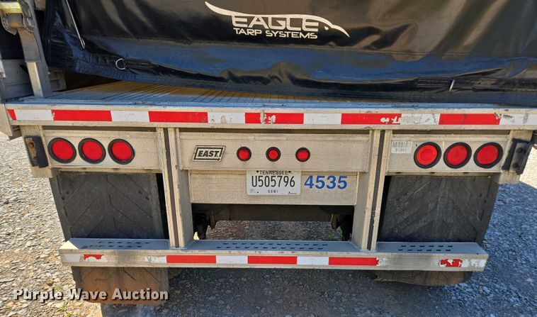 image for item DW1918 2015 East BST  flatbed trailer