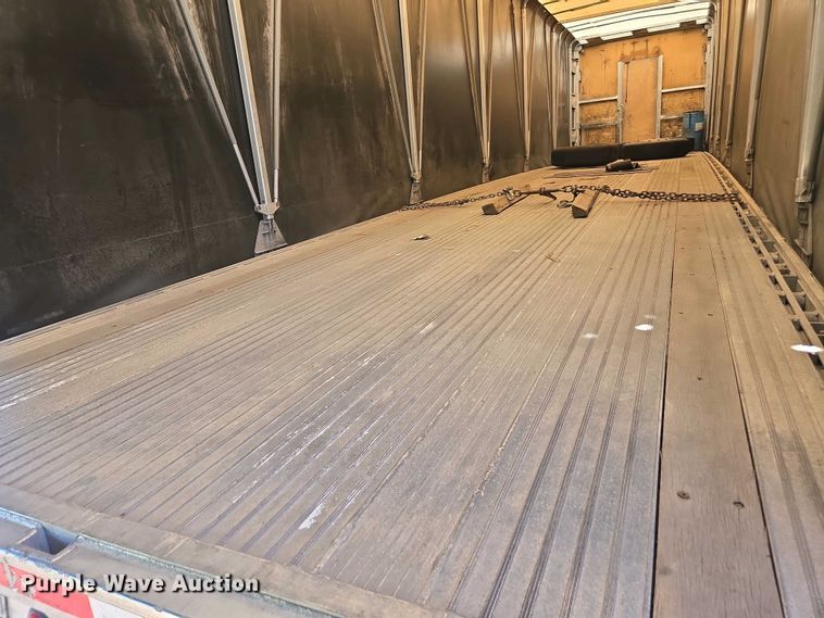 image for item DW1918 2015 East BST  flatbed trailer