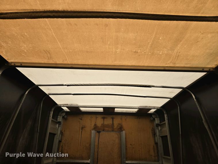 image for item DW1918 2015 East BST  flatbed trailer