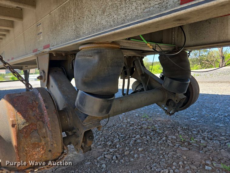 image for item DW1918 2015 East BST  flatbed trailer