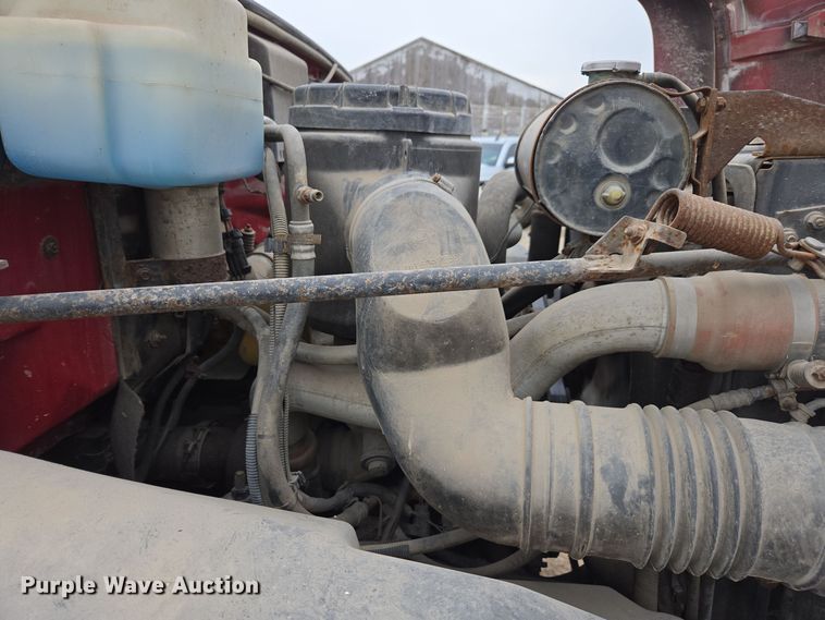 image for item DX1623 1994 GMC Top Kick truck cab and chassis