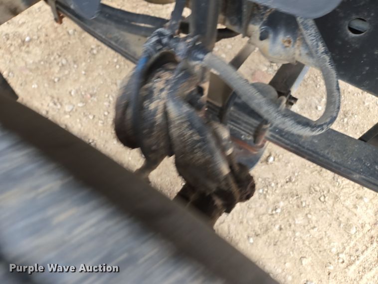 image for item DX1623 1994 GMC Top Kick truck cab and chassis