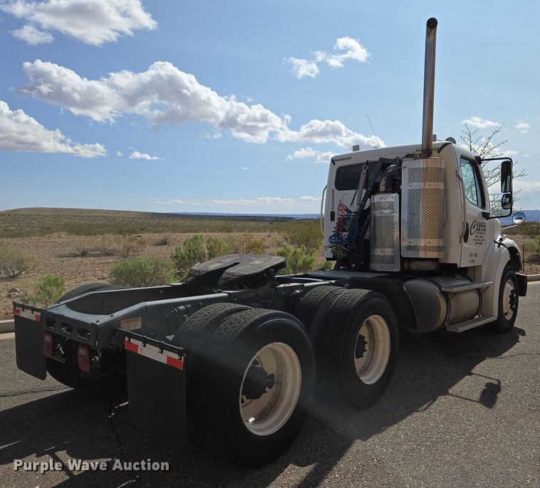 image for item EC0924 2016 Freightliner 11M semi truck