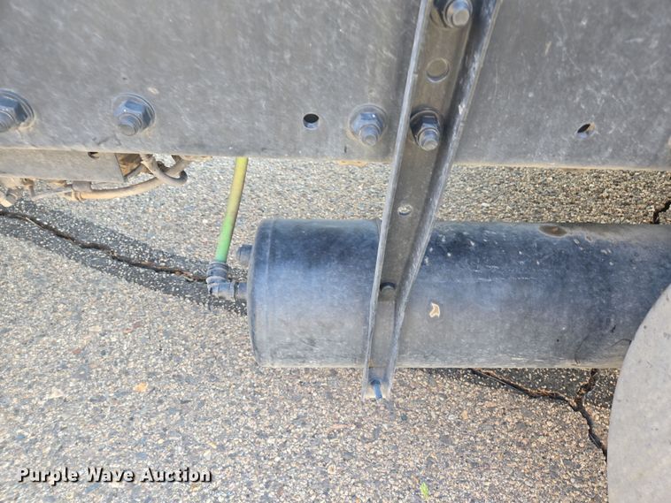 image for item EC0924 2016 Freightliner 11M semi truck