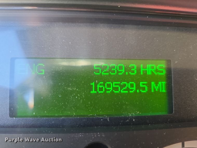 image for item EC0924 2016 Freightliner 11M semi truck