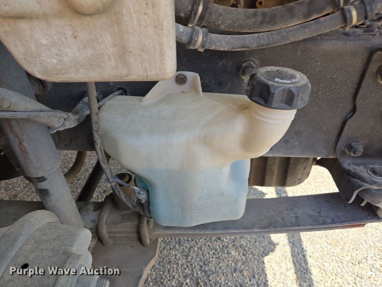 image for item EC0924 2016 Freightliner 11M semi truck