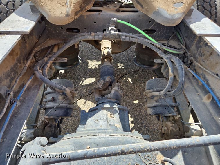 image for item EC0925 2016 Freightliner 11M semi truck