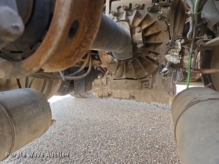 image for item EC0925 2016 Freightliner 11M semi truck