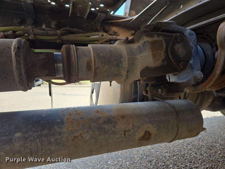 image for item EC0925 2016 Freightliner 11M semi truck