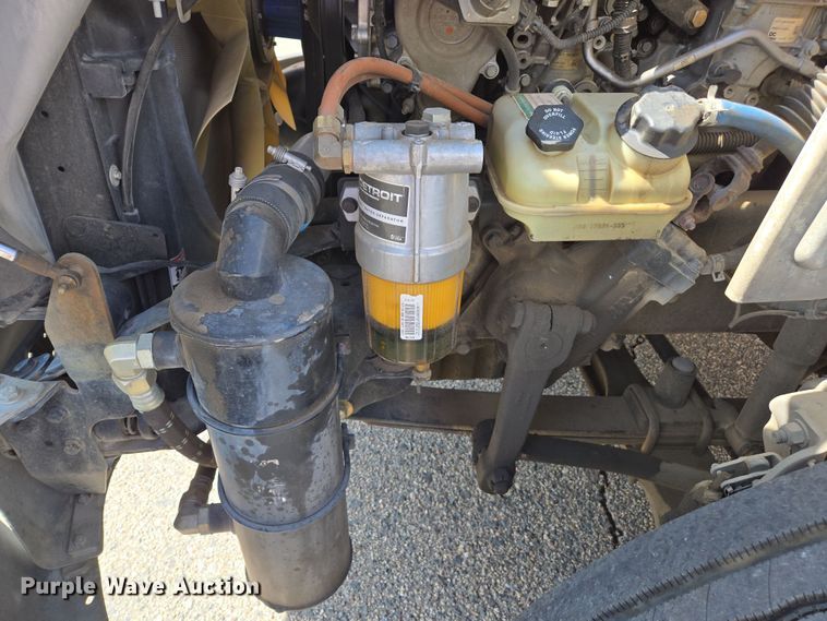 image for item EC0925 2016 Freightliner 11M semi truck