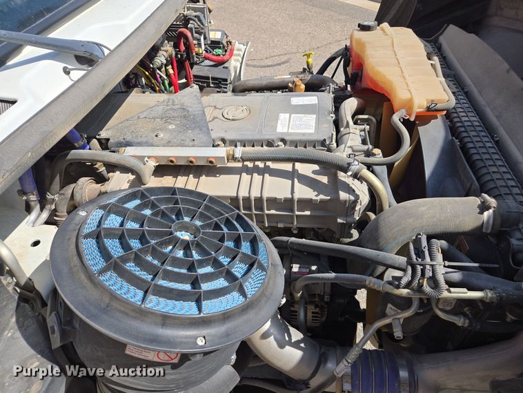 image for item EC0925 2016 Freightliner 11M semi truck