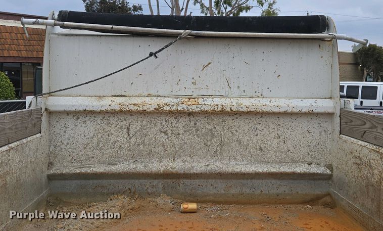 image for item EC0958 2013 International 4300 dump truck