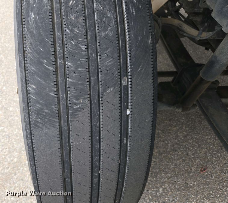 image for item EC0958 2013 International 4300 dump truck