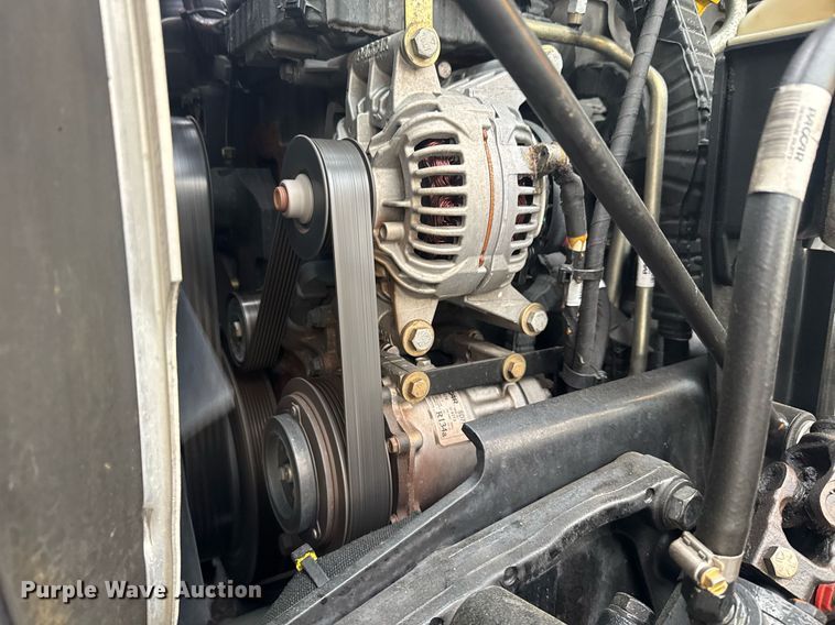 image for item EC3555 2022 Kenworth T680 semi truck