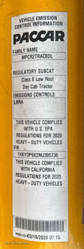 image for item EC3557 2021 Kenworth T680 semi truck