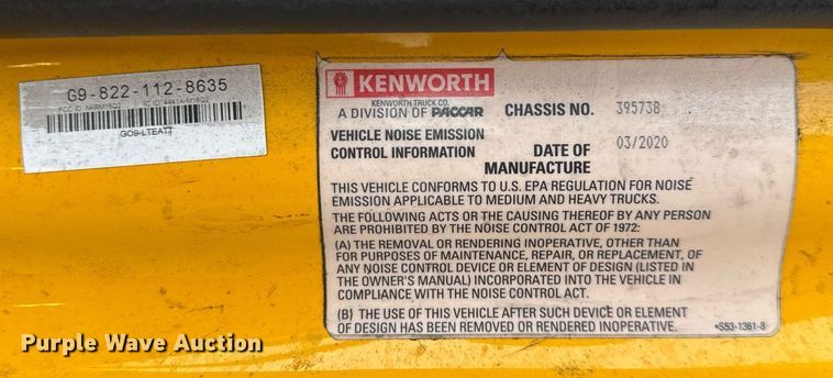 image for item EC3557 2021 Kenworth T680 semi truck