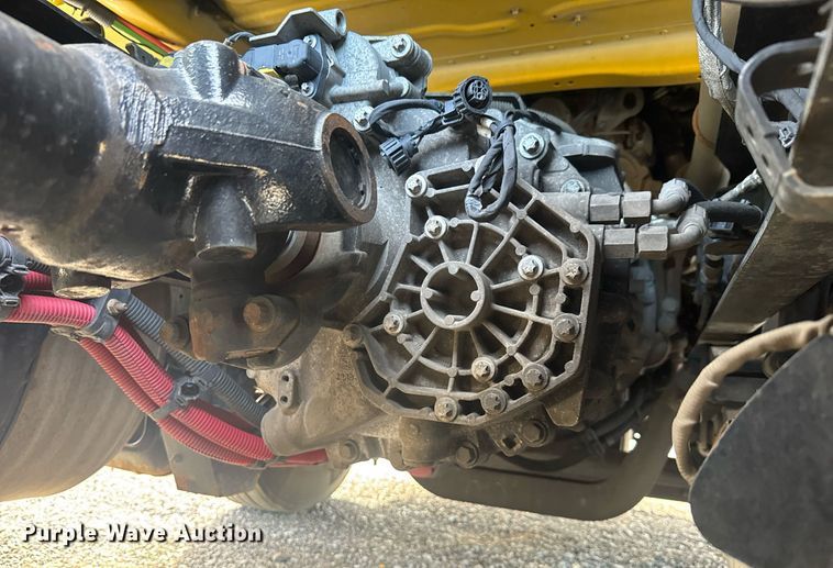 image for item EC3559 2020 Freightliner Cascadia 126 semi truck