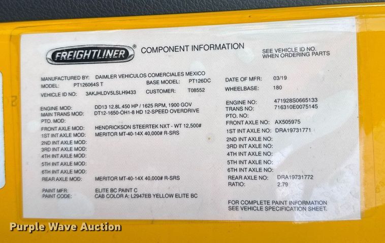 image for item EC3559 2020 Freightliner Cascadia 126 semi truck