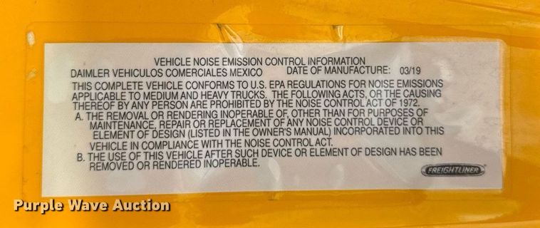 image for item EC3559 2020 Freightliner Cascadia 126 semi truck