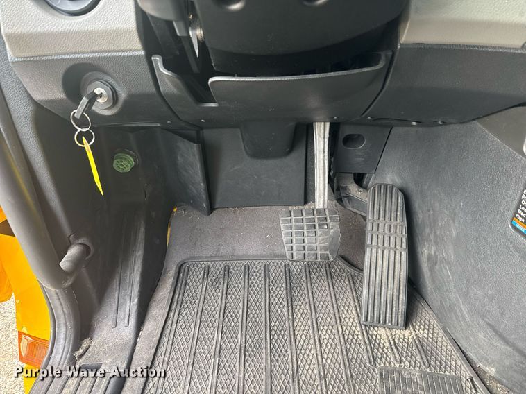 image for item EC3561 2021 Freightliner Cascadia 126 semi truck