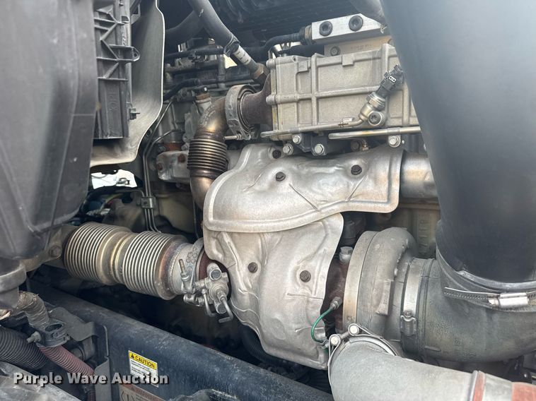 image for item EC3561 2021 Freightliner Cascadia 126 semi truck