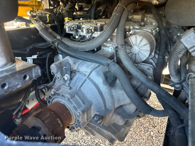 image for item EC3562 2022 Kenworth T680 semi truck