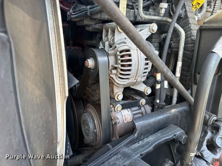 image for item EC3562 2022 Kenworth T680 semi truck