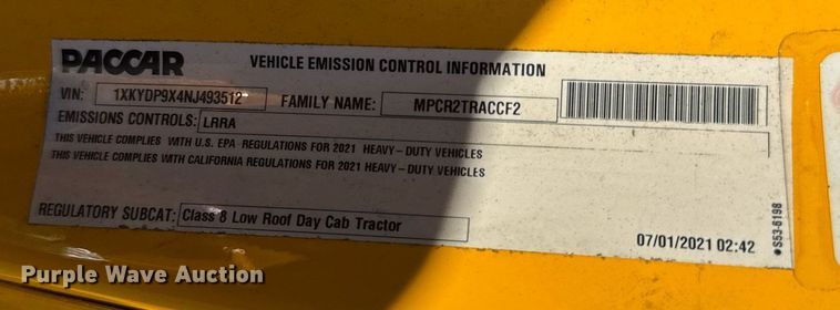 image for item EC3564 2022 Kenworth T680 semi truck