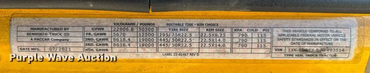 image for item EC3565 2022 Kenworth T680 semi truck