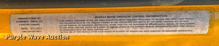 image for item EC3565 2022 Kenworth T680 semi truck