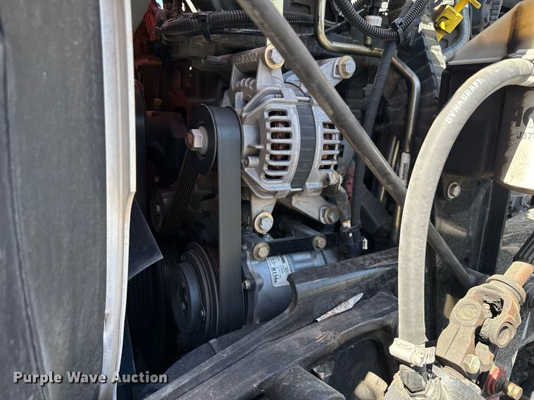 image for item EC3566 2022 Kenworth T680 semi truck