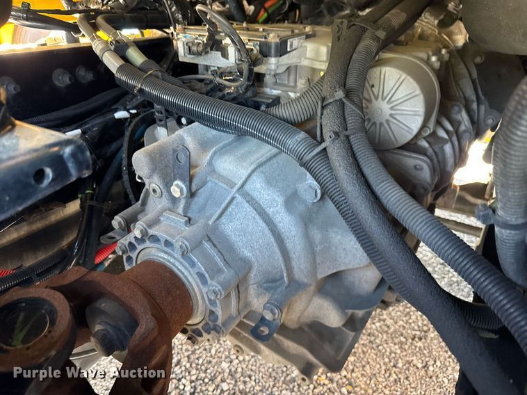 image for item EC3568 2022 Kenworth T680 semi truck