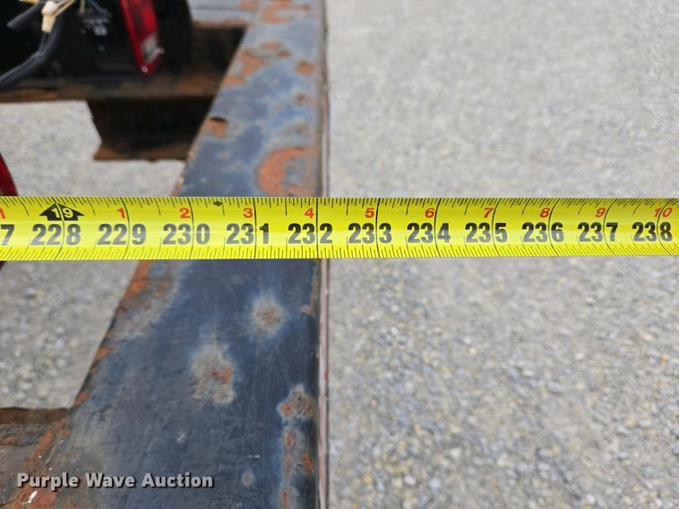 image for item EC4195 2007 International 4300 SBA truck cab and chassis