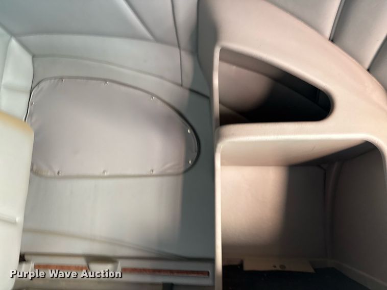 image for item ED5580 2010 Peterbilt 387 semi truck