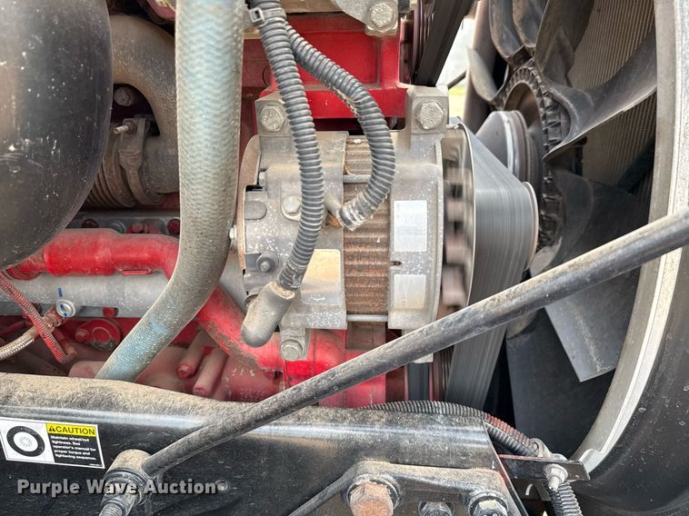 image for item ED5580 2010 Peterbilt 387 semi truck