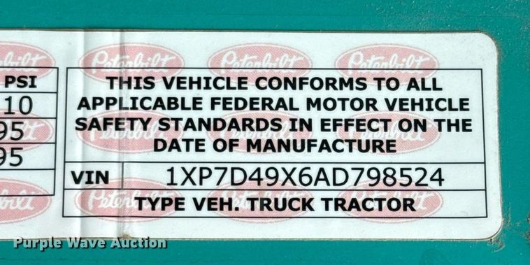 image for item ED5580 2010 Peterbilt 387 semi truck