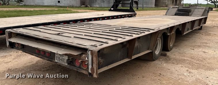 image for item ED5585 1988 Wilson 4360T drop deck hydraulic tail equipment trailer