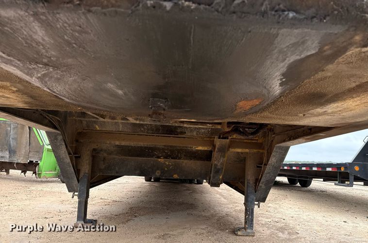 image for item ED5585 1988 Wilson 4360T drop deck hydraulic tail equipment trailer