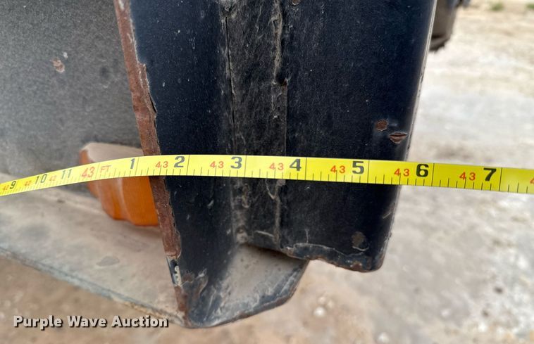 image for item ED5585 1988 Wilson 4360T drop deck hydraulic tail equipment trailer