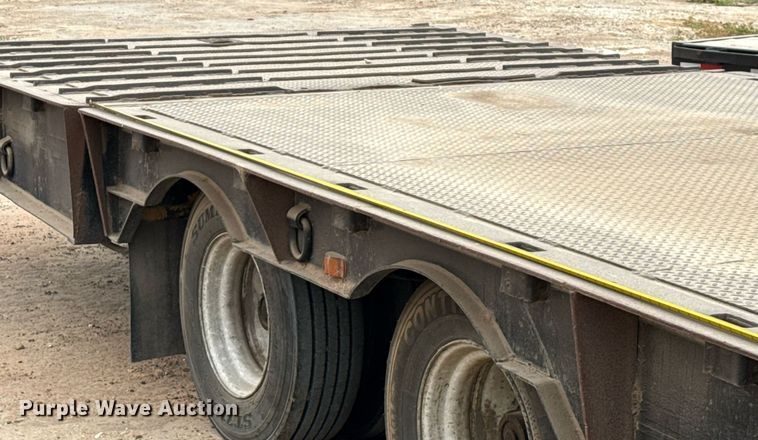 image for item ED5585 1988 Wilson 4360T drop deck hydraulic tail equipment trailer